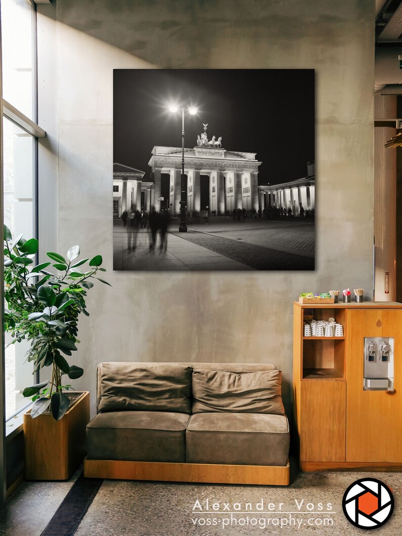 Leinwandbild Berlin Brandenburger Tor Stilvolle Schwarz Weiß Fotografie Wandbild fertig zum Aufhängen Fotokunst direkt vom Künstler Bild 7