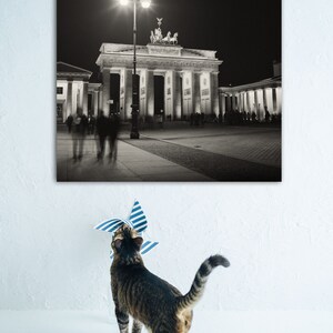 Leinwandbild Berlin Brandenburger Tor Stilvolle Schwarz Weiß Fotografie Wandbild fertig zum Aufhängen Fotokunst direkt vom Künstler Bild 6