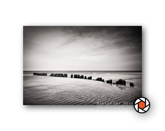 Nordsee Bilder Schwarz Weiß - Sylt Wandbild auf Leinwand - Inspirierende Fotokunst, die Dir Sylt & die Nordsee direkt ins Wohnzimmer zaubert