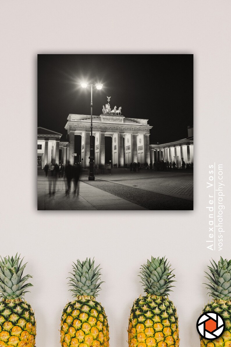 Leinwandbild Berlin Brandenburger Tor Stilvolle Schwarz Weiß Fotografie Wandbild fertig zum Aufhängen Fotokunst direkt vom Künstler Bild 4