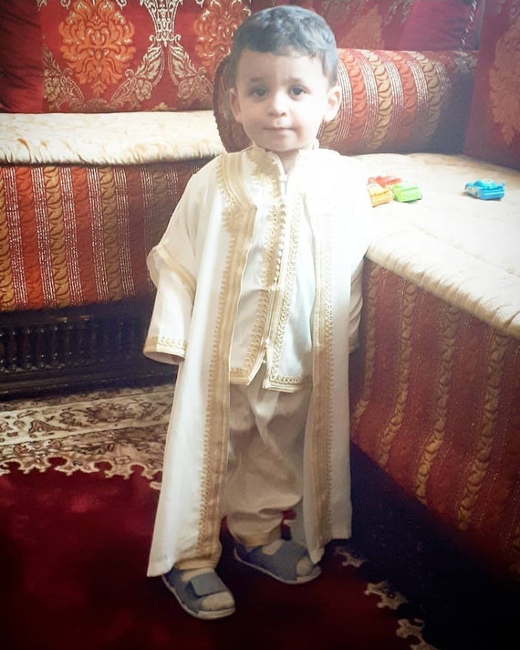 traditional boys clothes