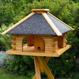 Vogelhaus V 20 Stein mit Solarbeleuchtung und Ständer , massives Vogelhaus, Vogelfutterhaus mit Ständer Bild 2