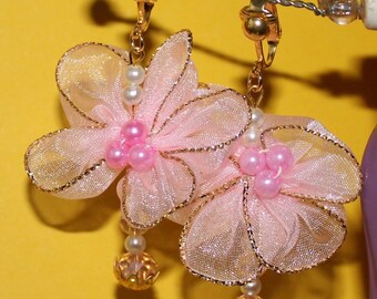 EARCLIPS * TRANSPARENT FABRIC FLOWER *Pink