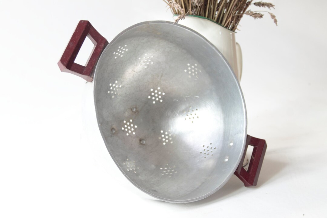 Vintage Aluminum Colander With Bakelite Handles From France Etsy UK