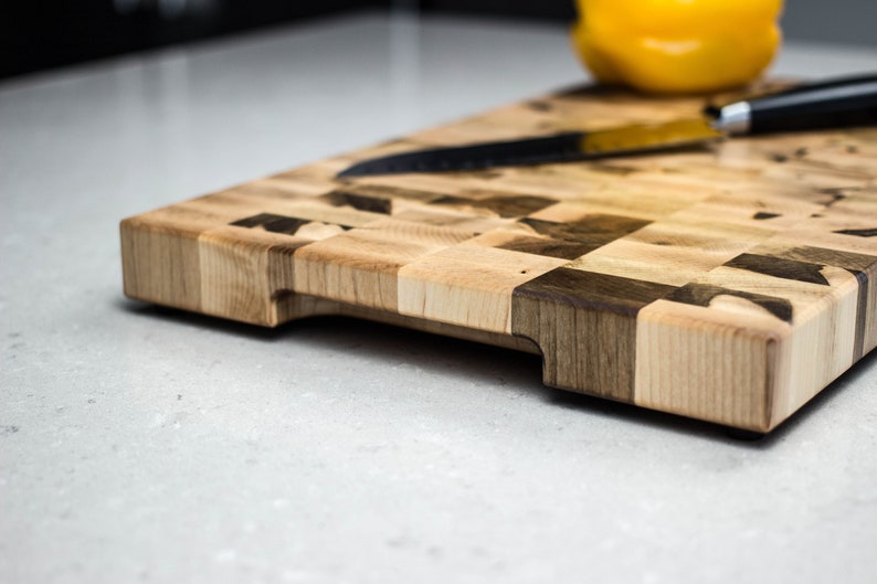 Butcher Block Chopping Block Maple 17 X 11-58 X 1-14 Medium End Grain Cutting Board