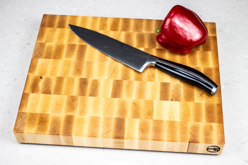 Personalized Medium Maple End Grain Cutting Board Gift Chopping Block Butcher Block 14-58 X 11-34 X 1-12