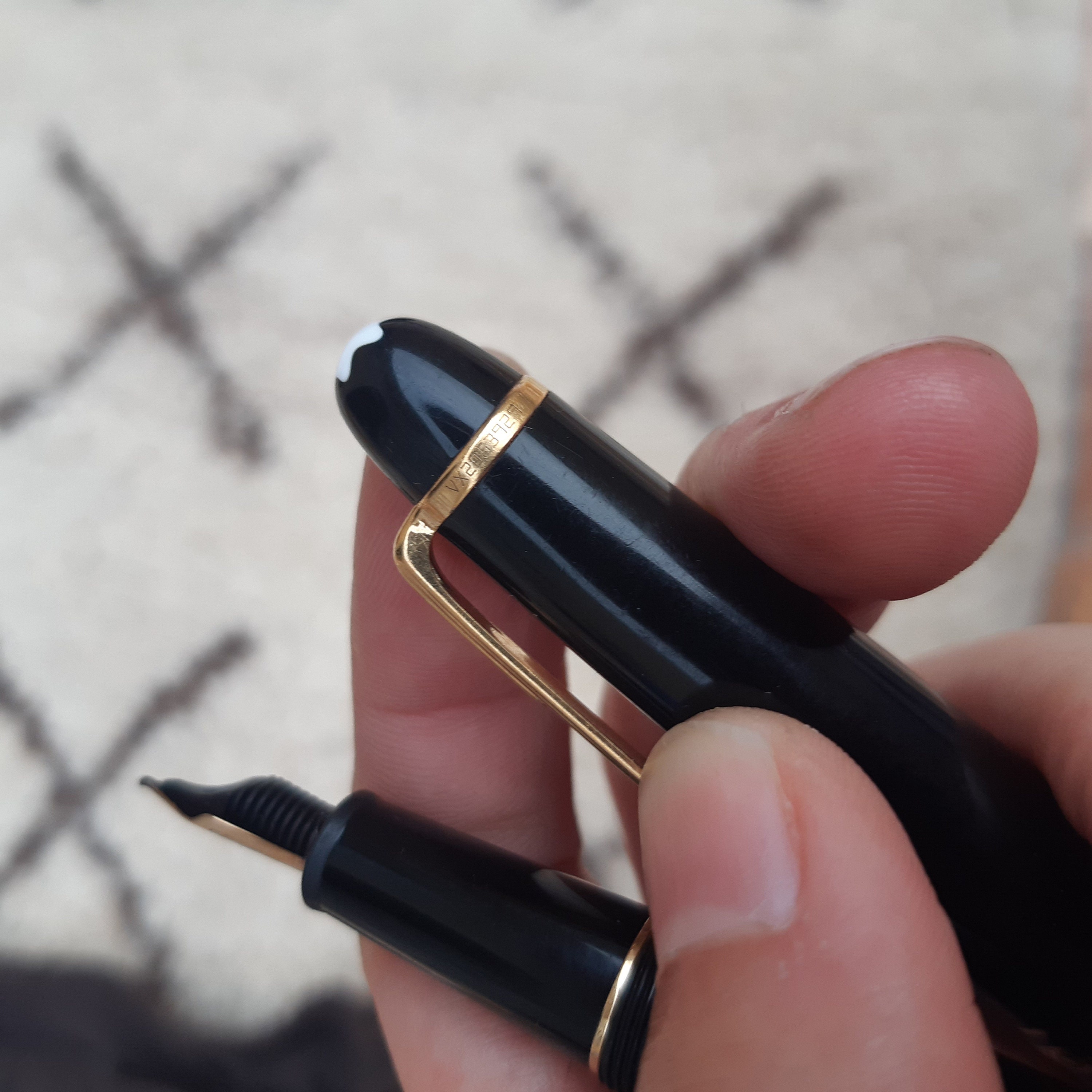 MONTBLANC Fountain Pen 14K Nib Montblanc Meisterstuck 14K Black