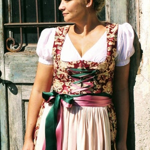 Schnittmuster Dirndl Tina Bild 2