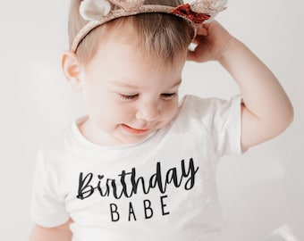 T-shirt per ragazze di compleanno, camicia per ragazza di compleanno, ragazze di secondo compleanno, maglietta del secondo compleanno, camicia di compleanno per bambini, due ragazze camicia, compleanno per bambini
