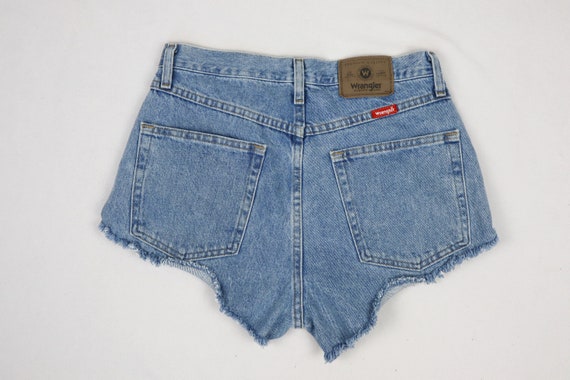 Vintage Wrangler High Waisted Shorts Medium Wash … - image 1