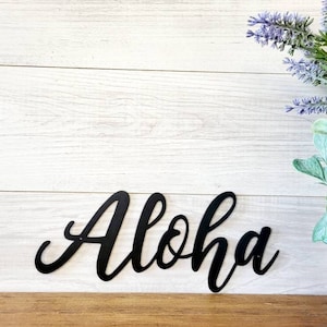Cursive Aloha Metal Sign | Hawaiian Beach House Decor