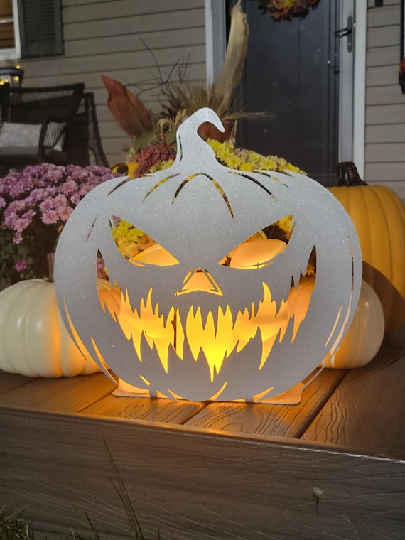Freestanding Metal Pumpkin Sign | Spooky Jack O Lantern Yard Sign | Scary Pumpkin Garden Sign  | Spooky Pumpkin Sign | Halloween Yard Decor