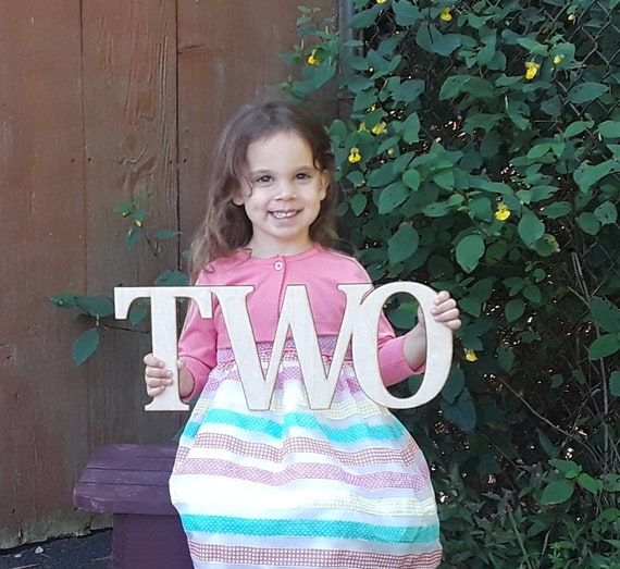 Two Birthday Sign Photo Prop For Photo Shoot for Babies Baby 2 Year Old Birthday Sign Wooden Two Number Two Sign Photographer Prop Wood Two