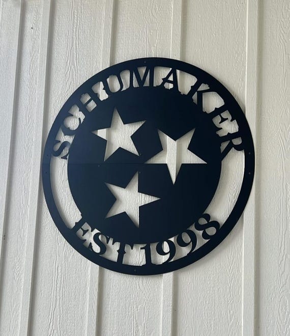 Metal Tennessee Star Sign | Personlaized Family Name Sign | Round Star Door Hanger | TN State Sign | Country Star Sign | Round Star Sign
