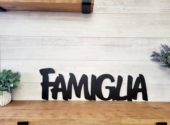 Famiglia sign | metal famiglia sign | italian family sign | photo wall sign | family portrait | family tree sign | recycled steel sign