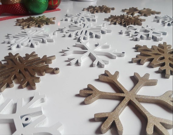 Metal snowflake ornament set | 1, 4, 6, 8 or 10 ornaments laser cut snowflakes christmas ornaments snowflake sign hostess gift set