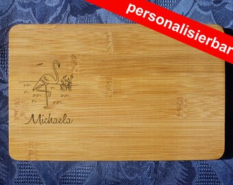 motivo de tabla de corte personalizada "Flamingo" + nombre, bambú, rectangular, grabado