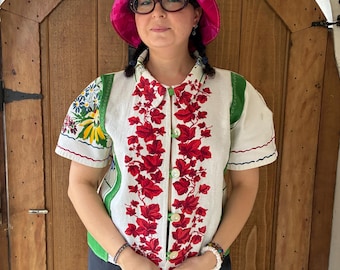 Upcycled Vintage Tea Towel  Top with Collar