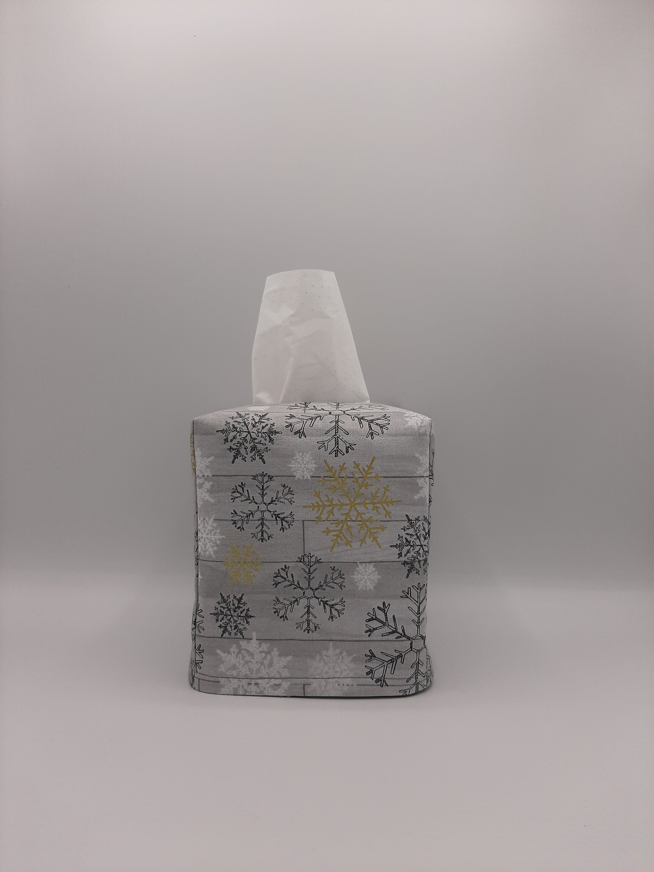  susiyo Christmas Snowflakes and Stars Tissue Box Cover