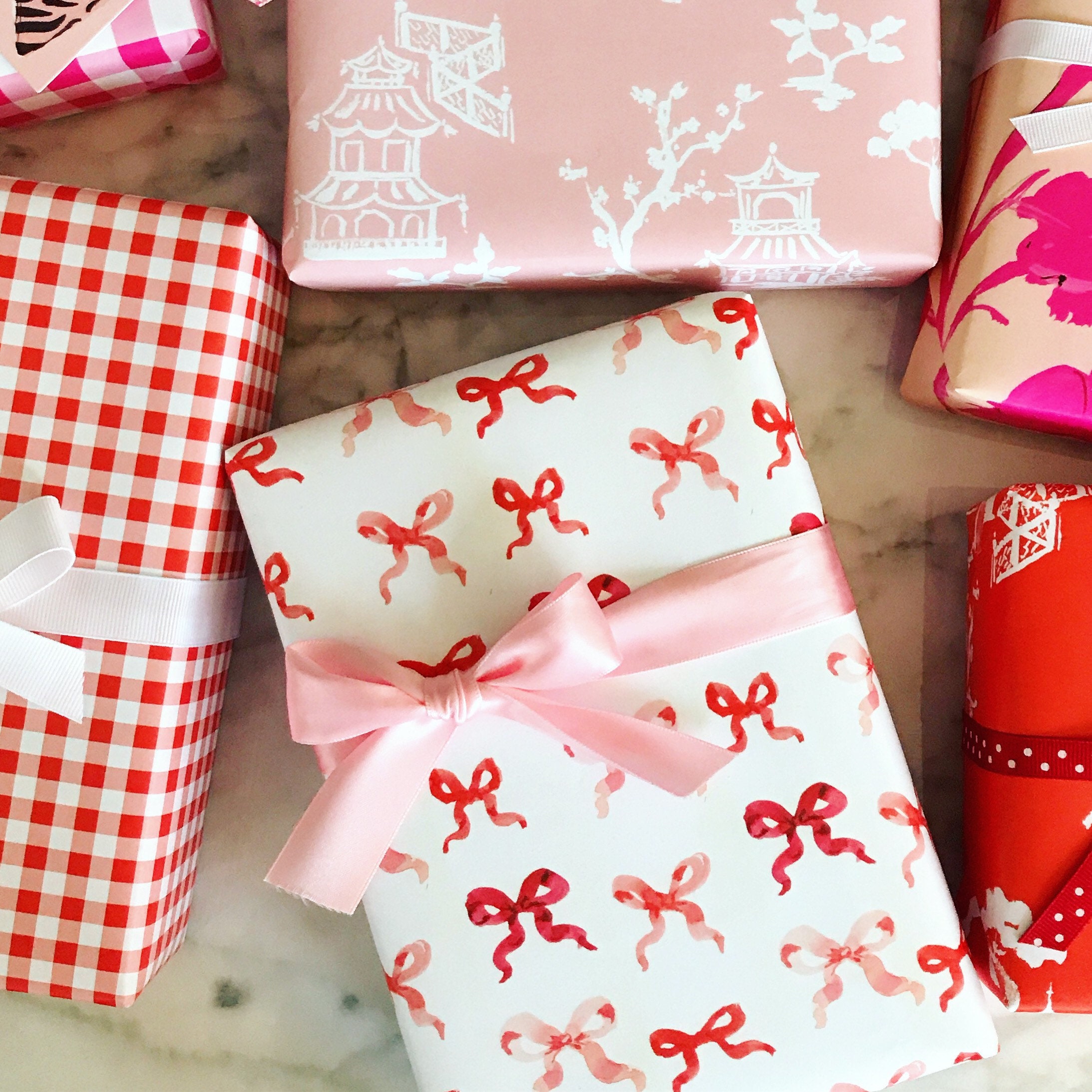 Wrapping Paper: Red Bows gift Wrap, Birthday, Holiday, Christmas 