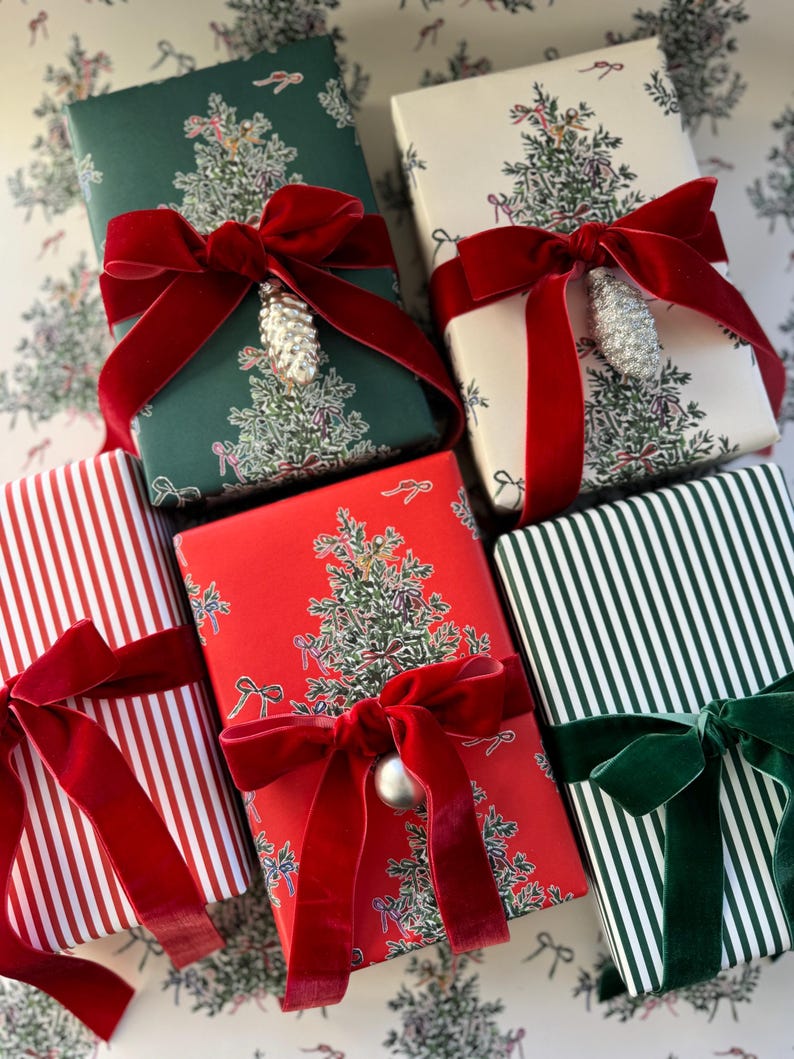 Gift Wrapper Repeating Wrapping Paper: Bow Tree Fraser {gift Wrap, Birthday, Holiday ...