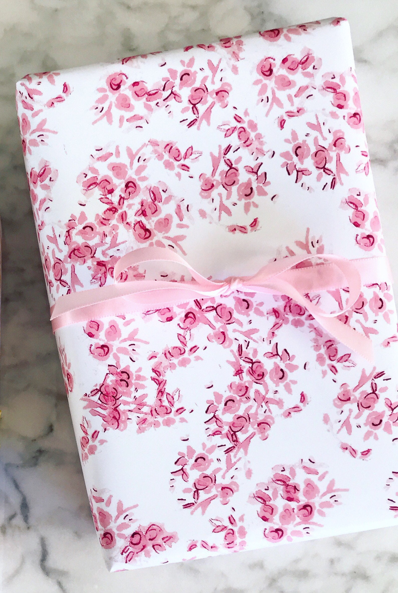 1 Roll, Pale Pink Gift Wrapping Paper White Textured Pattern Packing Paper  Sweet Birthday Presents Wrapper Valentine's Day Bouquet Supplies, Wrapping