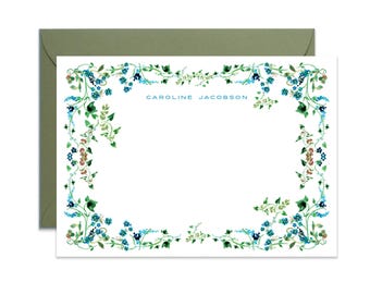 Tarjetas de felicitación personalizadas Clara Trailing Vines, juego de papelería con nombre personalizado, tarjetas con borde floral azul, tarjetas planas con corona de hiedra en acuarela, elegantes
