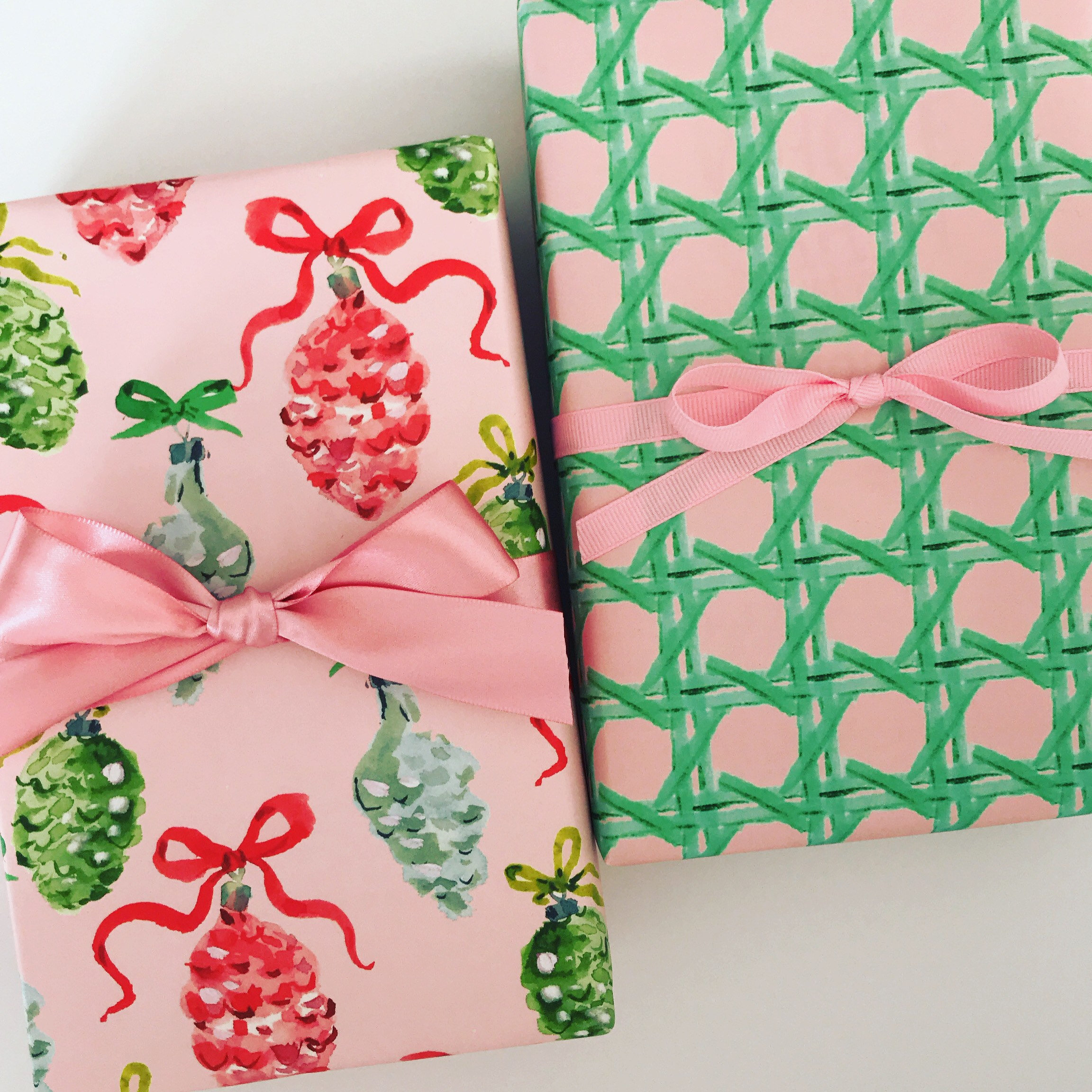 Pink Retro Christmas Wrapping Paper, Pink Floral Christmas Gift