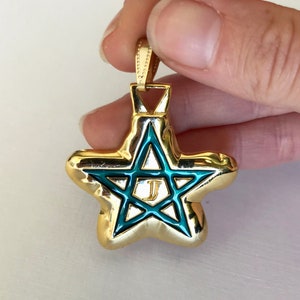 Colgante Estrella Pentagrama Colgante Vintage Carta J 18K Colgante Chapado en Oro Esmalte Turquesa Colgante Judío Unisex Coleccionable Pieza Rara