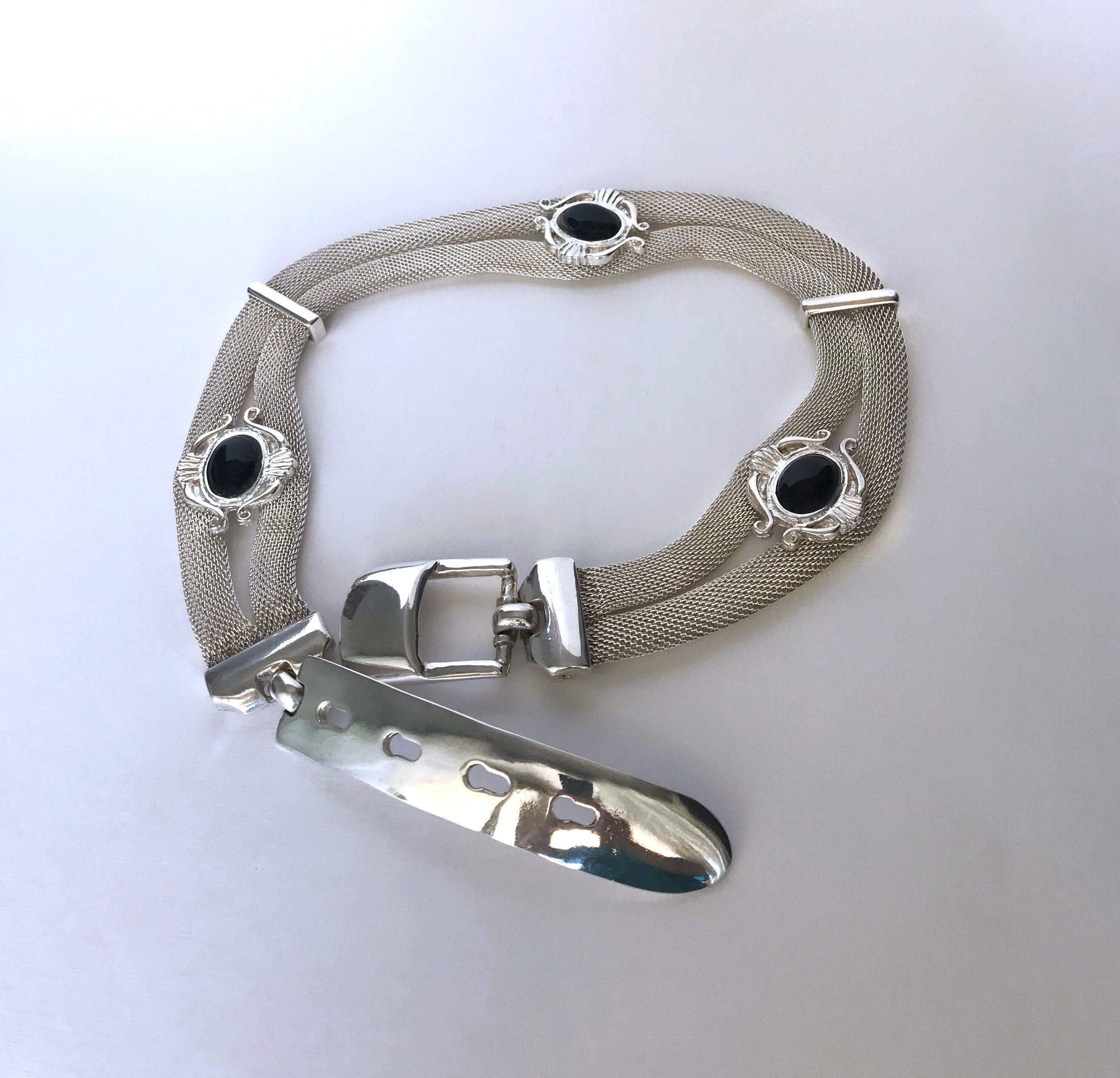 Vintage Silver Mesh Belt With Clasp Medallions Antique Metal  display picture 2