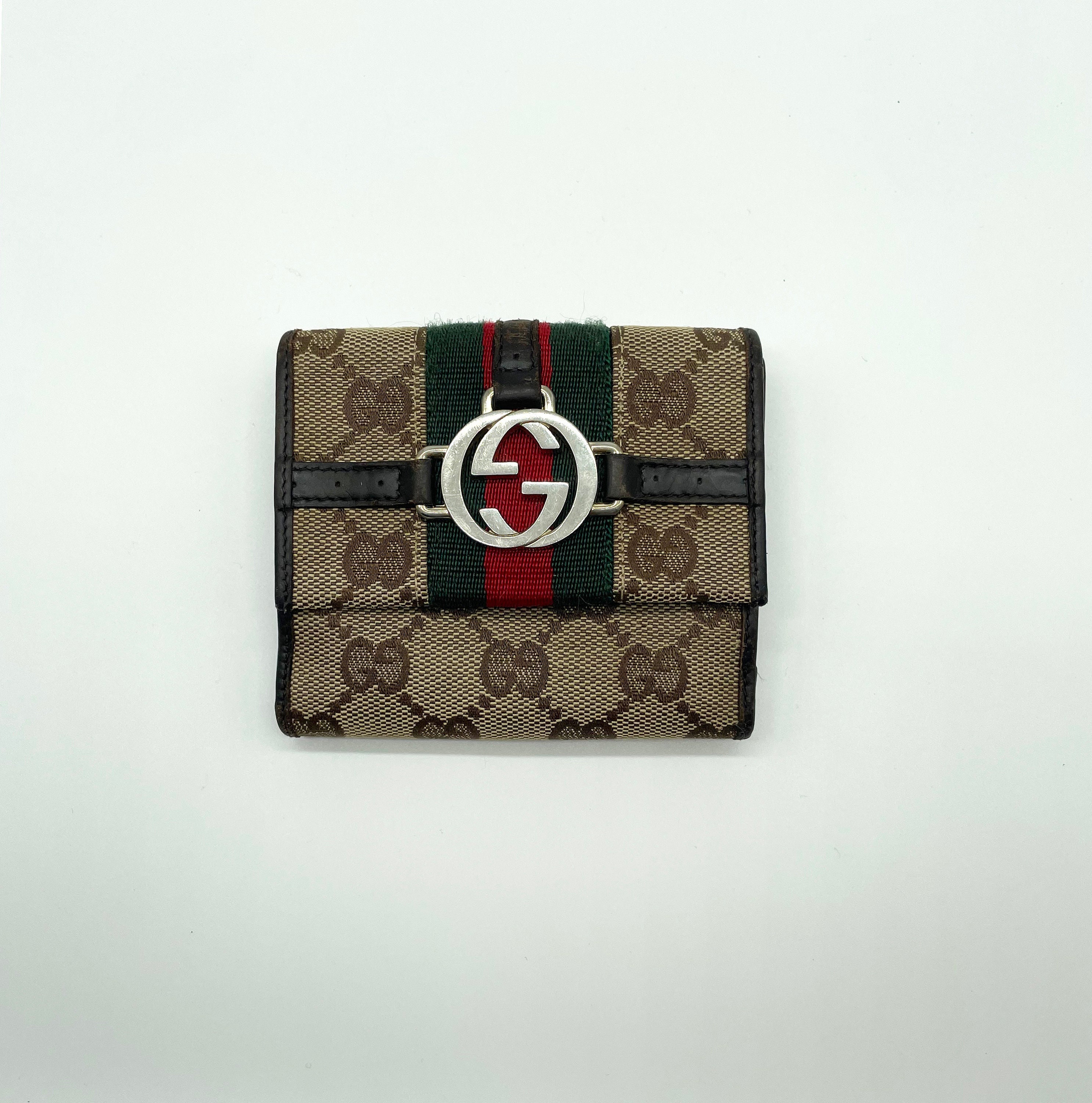 Web Stripe GG Supreme Pet Carrier in Multicoloured - Gucci