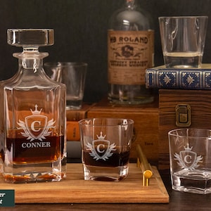 Personalized Whiskey Decanter Set With Box, Custom Whiskey Glasses and Decanter, Anniversary Gift For Husband, Custom Wedding Gift