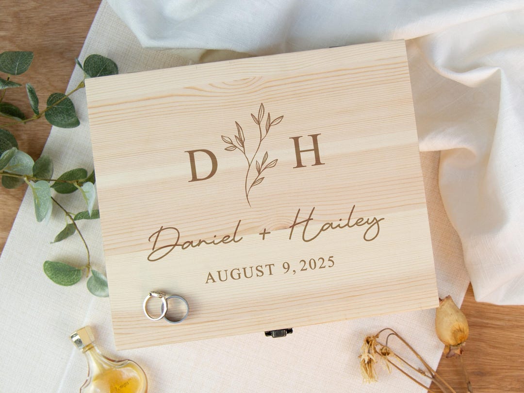 Personalized Wedding Keepsake Box: Engraved Pine Memory Box Engagement ...