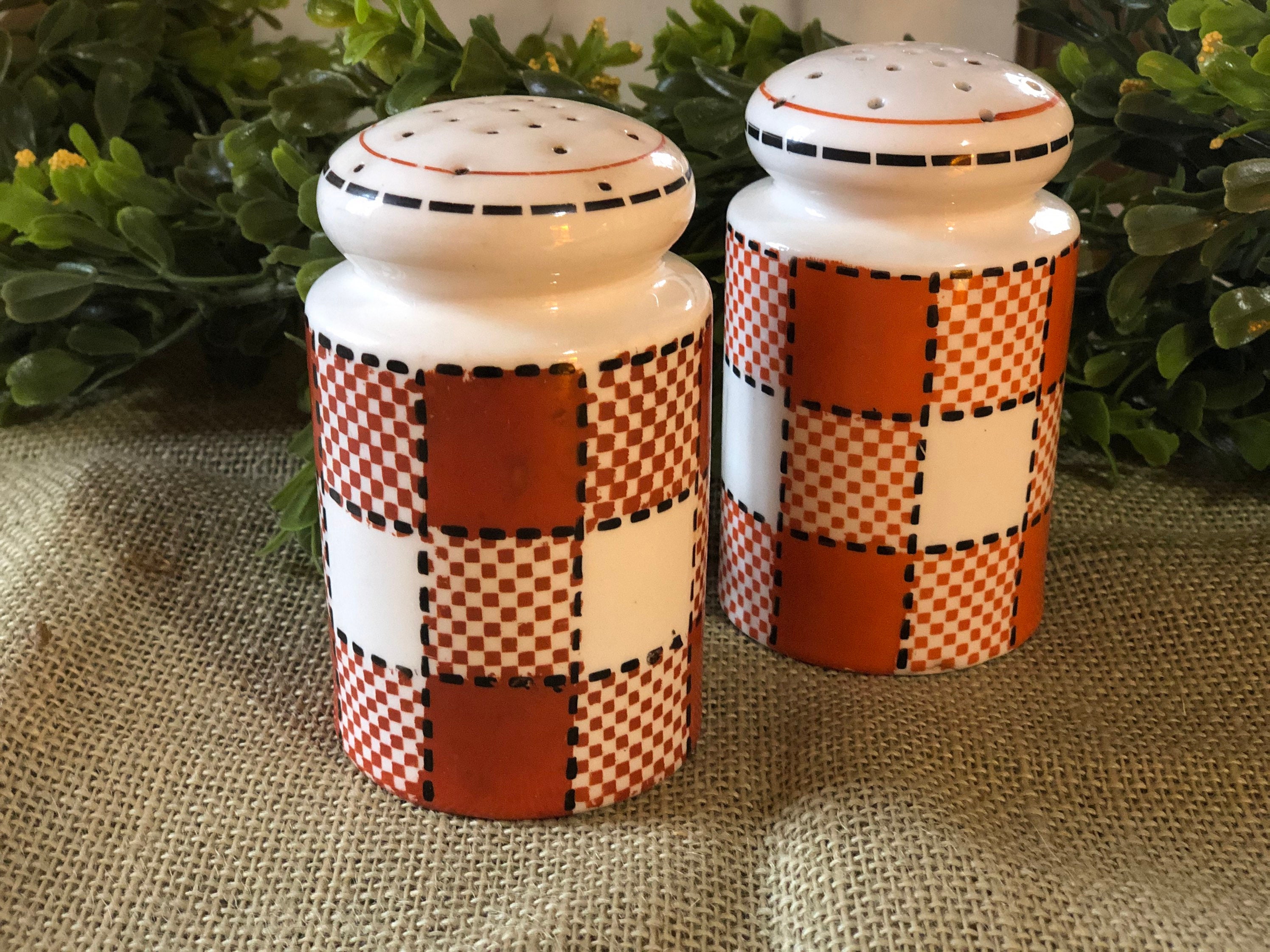 Retro Checkers salt and pepper shaker set Mid Century Shaker Etsy