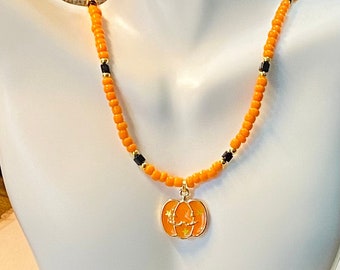 Collar de cuentas de Halloween, collar de Halloween, joyería de calabaza, collar de cuentas naranjas, joyería de disfraces de Halloween, collar de Halloween para niñas