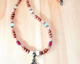 Peace Sign Gemstone Necklace, Peace Sign Wood Bead Necklace, Boho Retro Jewelry, Bronze Peace Sign Necklace, 70s Hippie Jewelry