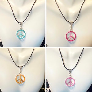 Peace Sign Necklace, Boho Retro Jewelry, Peace Sign, Turquoise Peace Sign, Peace Sign Choker, Hippie Jewelry, 60s 70s Hippie Jewelry