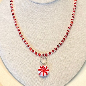 Peppermint Candy Necklace, Peppermint Candy Bead Necklace, Peppermint Candy Jewelry, Holiday Necklace