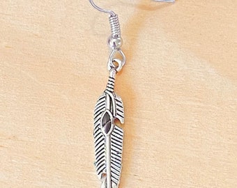 Single Mens Dangle Earring, Mens Southwest Feather Earring, Mens Silver Feather Earring, Single Earring Men, Symbol Amulet Men