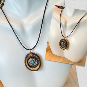 Deer Antler Necklace, Southwest Deer Necklace, Antler Pendant, Antler Choker, Antler Pendant Necklace, Southwest Choker, Leather Choker