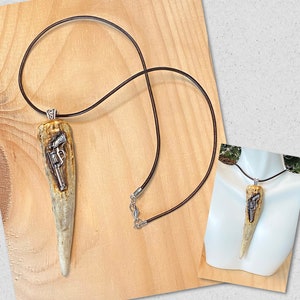 Deer Antler Necklace, Deer Necklace, Antler Point Pendant, Antler Choker, Antler Pendant Necklace, Revolver Pendant Choker, Mens Choker