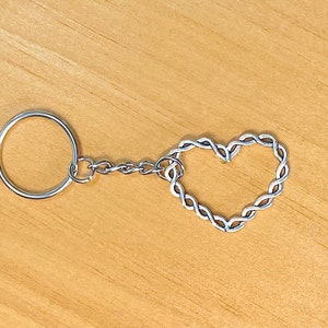 Silver Heart Keychain, Silver Keychain, Braided Heart Keychain, Womens Keychain, Heart Keyring, Sister Gift, Gifts for Her