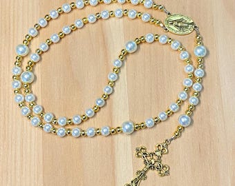 Pearl Rosary Beads, Gold Rosary,  Catholic Rosary, Pearl Prayer Beads, Confirmation Gift, Christian Jewelry, Wedding Jewelry
