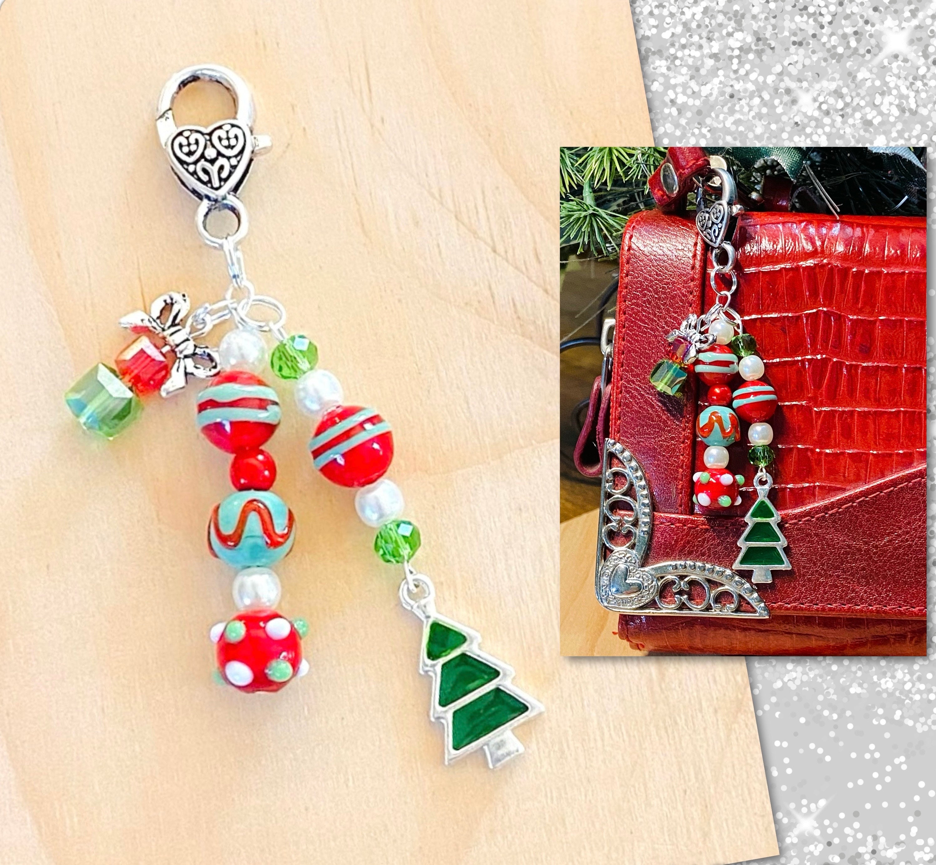  Christmas Zipper Pull Charms, Santa Hat, Penguin, Christmas  Clip On Charms, Gift Zipper Pulls (8. Tree) : Handmade Products