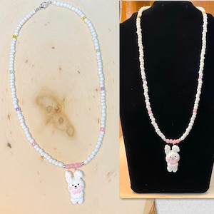●VVV● Mini Rabbit Star Mix Bead Necklace 23FWNK088MXF VVV] Min Rabbit Star Mix Beads Necklace | もごつ