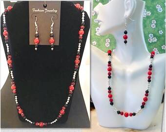 Set di collana di perline di howlite rossa, collana di perline nere, set di collana/orecchini di howlite rossa e perline nere, regali per la festa della mamma, regali per lei