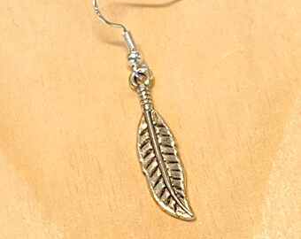 Single Mens Dangle Earring, Mens Southwest Feather Earring, Mens Silver Feather Earring, Single Earring Men, Symbol Amulet Men