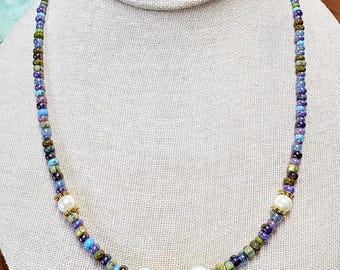 Collar bohemio de cuentas, collar bohemio de perlas, collar bohemio de perlas y cuentas, collar llamativo, minimalista, para combinar con otras prendas.