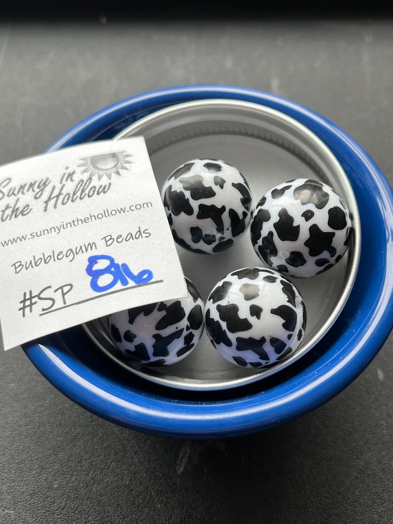 COW PRINT Black White 20 mm 20mm 5 pack ESP816 bubblegum chunky wholesale acrylic bubble gum bead gumball beads crafting supplies loose Bild 3