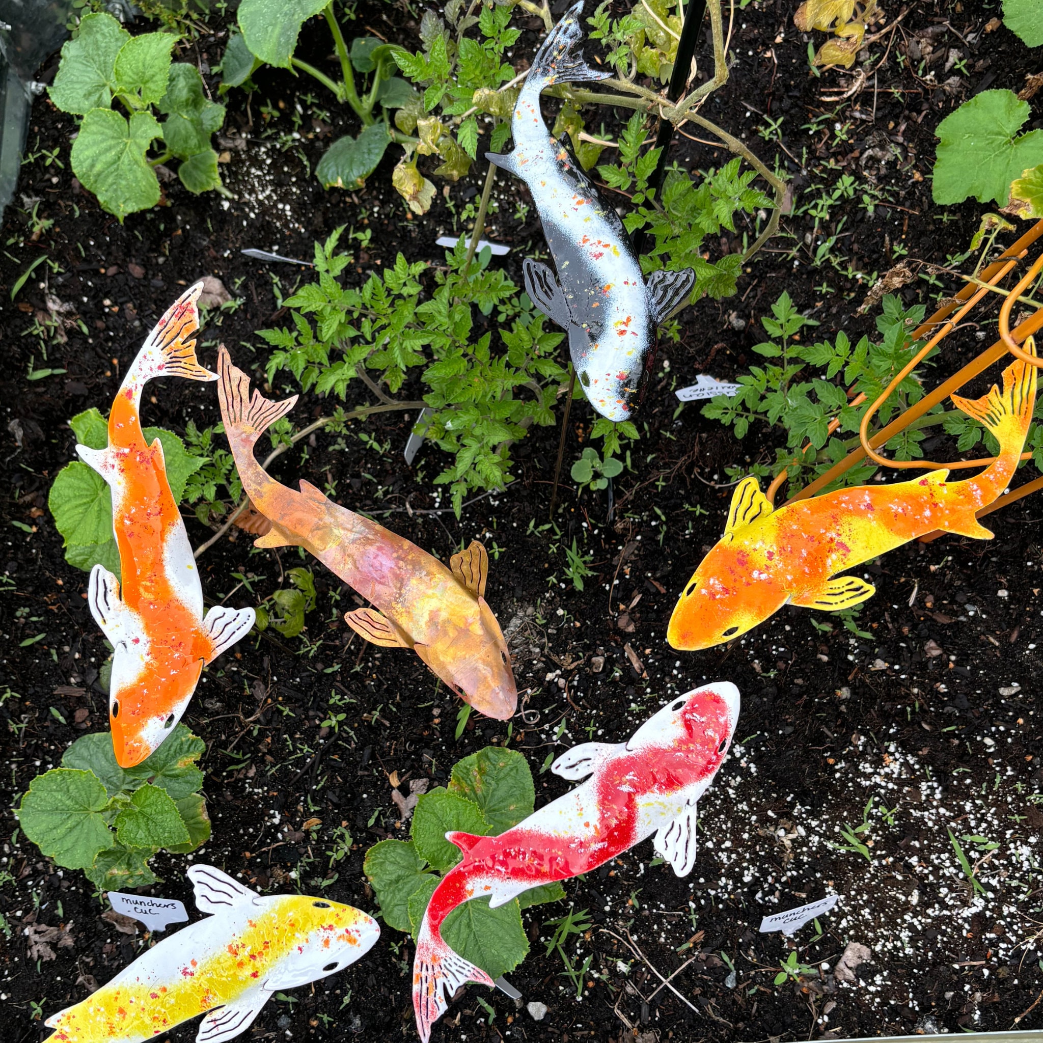 【人気ショップが最安値挑戦！】 Metal Enamel Copper Lg Koi Co Goods Clever by Stake Garden 工芸品